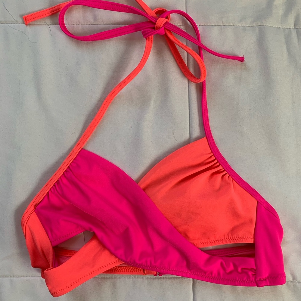 PINK cross cross bikini top